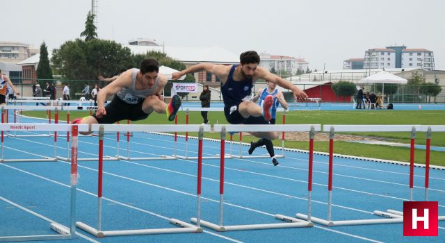 Ünilig Atletizm Türkiye Şampiyonası Manisa'da başladı