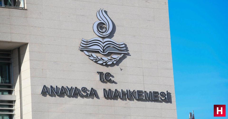 AYM süresiz nafakayı iptal etti