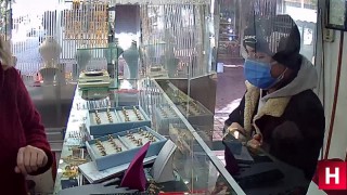 Kuyumcudan 24 adet yüzük çalarak kayıplara karıştı