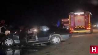 Otomobille traktör çarpıştı 1 ölü, 2 yaralı